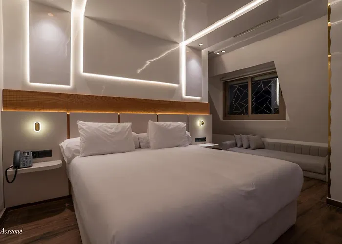 Hotel Esmeralda